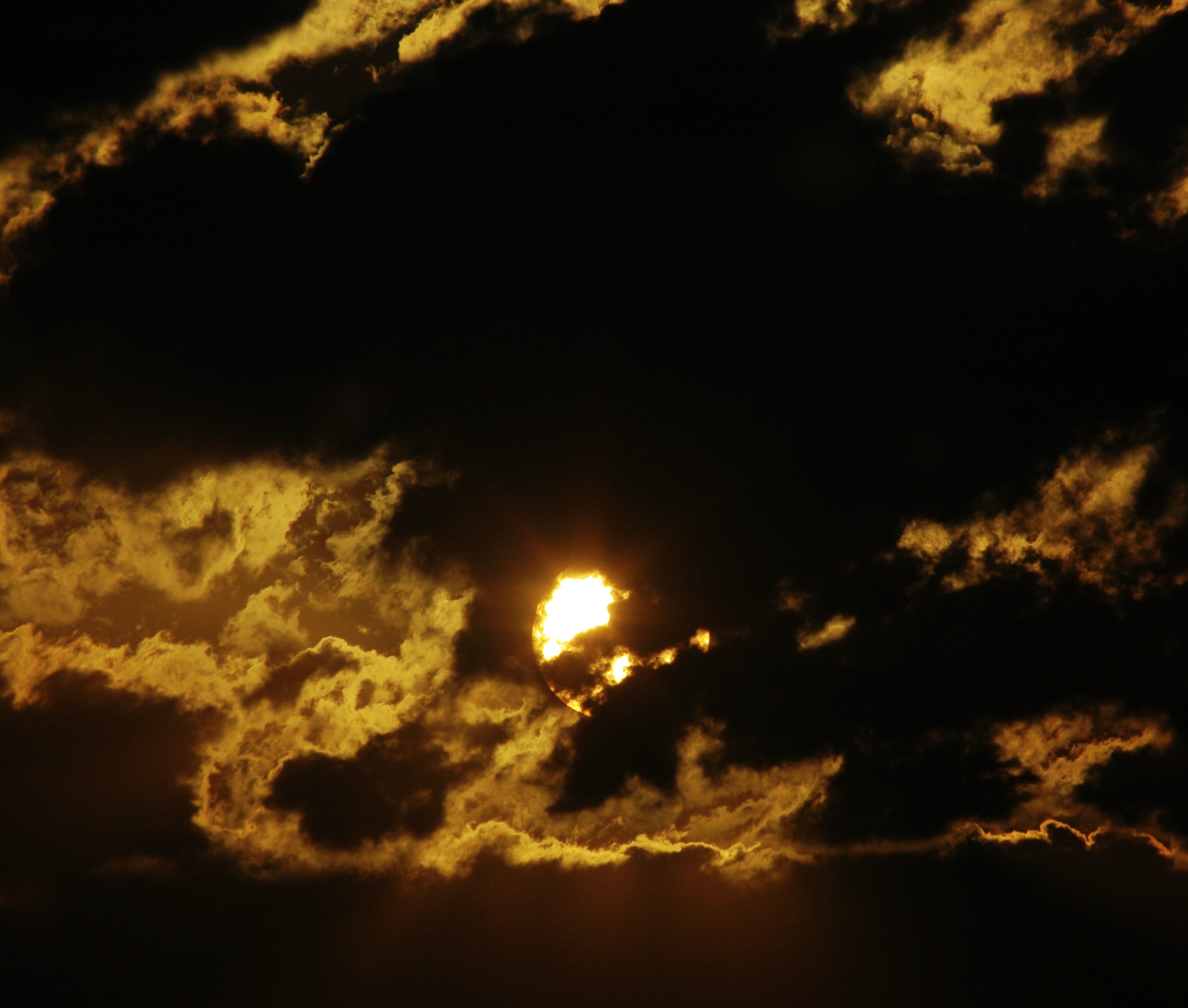 Von Der Dunkelheit In Das Licht Poster Bilder