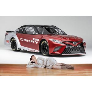 Toyota Rennauto Fototapete