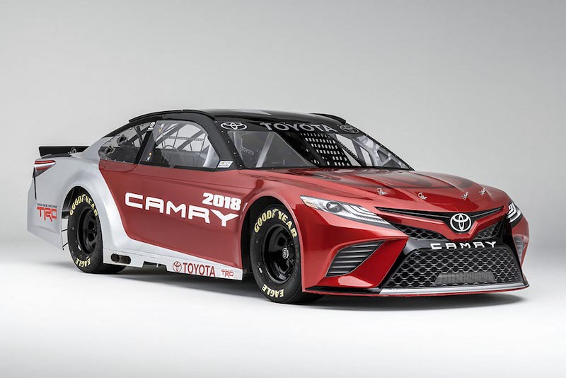 Toyota Rennauto Tapete | 3DFototapete