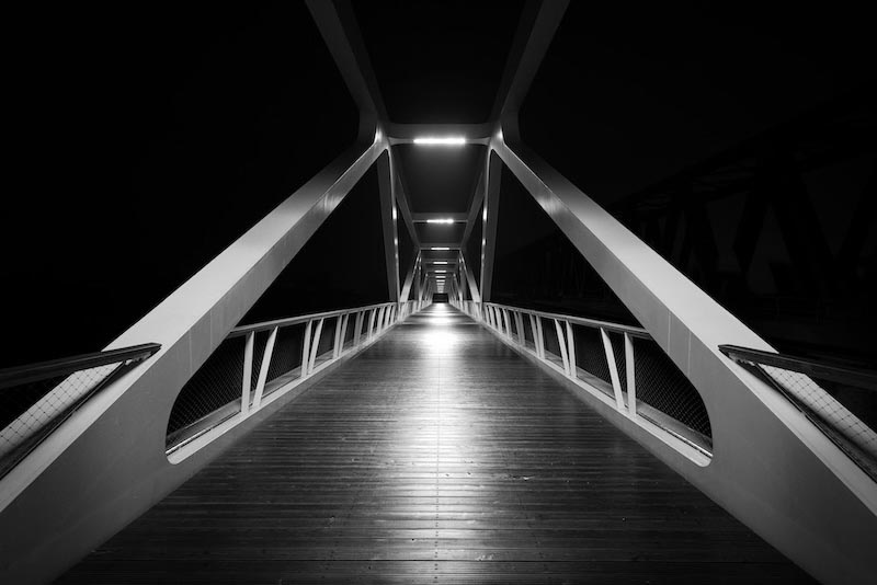 Mysteriöse Brücke Tapete | 3DFototapete